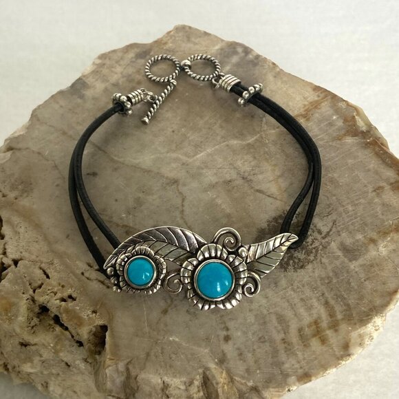 Sterling Silver 925 Dakota West Floral Leaf Turquoise Cabochon Cord Bracelet 8" - Picture 2 of 16